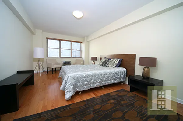 Rented by Halstead Real Estate | media 8