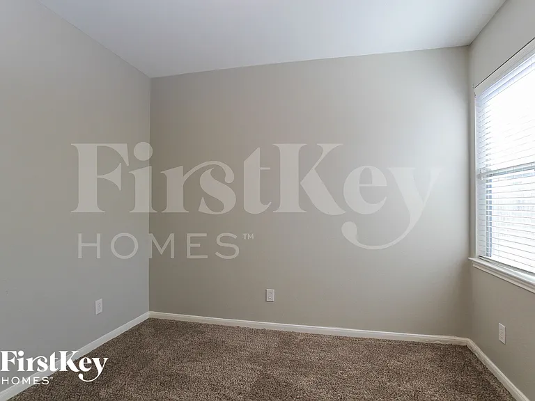 12911 Pine Meadows St — Photo 11