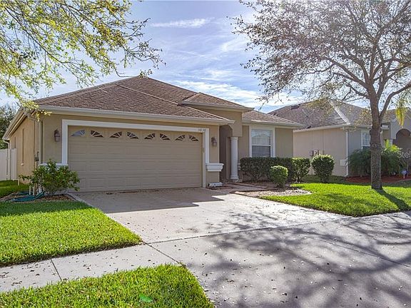 3rd image of 3838 Langdrum Dr