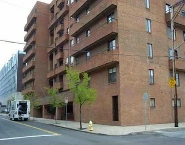 307 S Dithridge St APT 511 photo 1