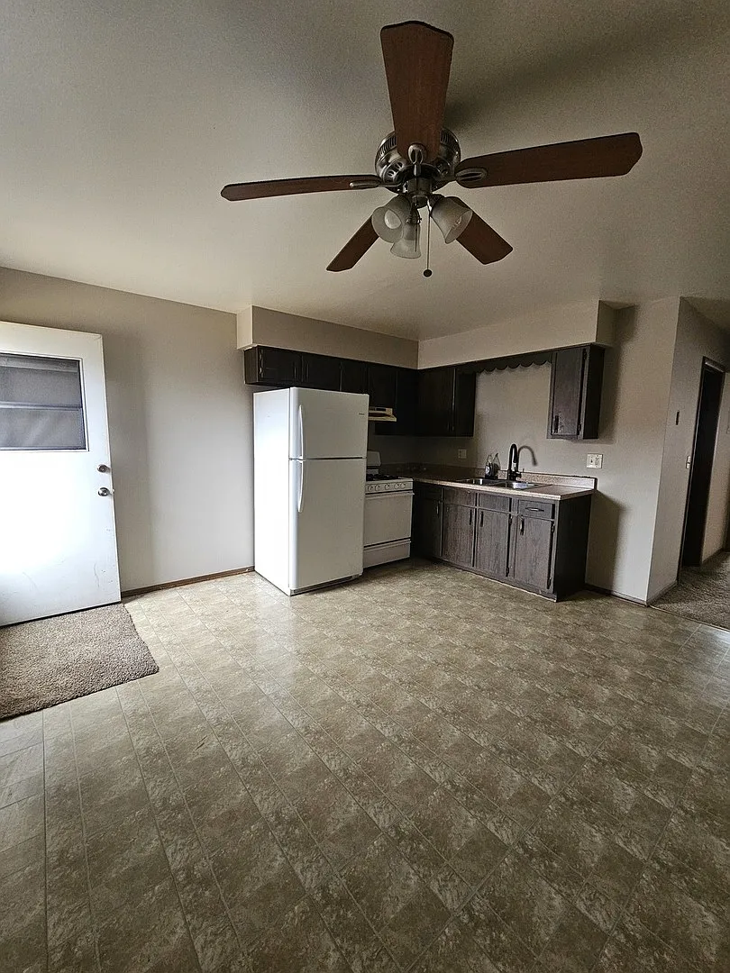 1 bed, 750 sqft, $1,450 — Photo 2