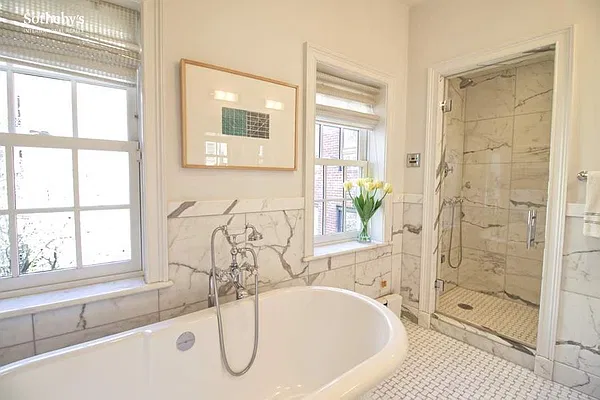 Rented by Sotheby's International Realty | media 44