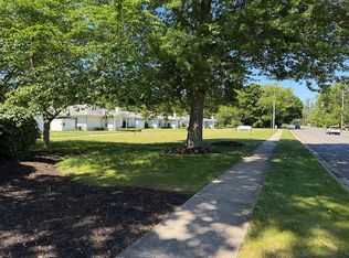 2139 E Chestnut Ave APT 60, Vineland, NJ 08361