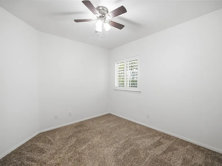 3831 Daintree Park Dr — Photo 23