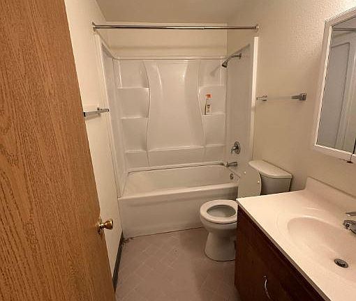 3rd image of 14421 8th Ave SW APT 9
