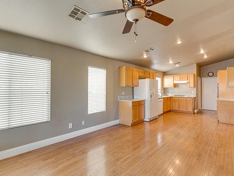 1842 Stablegate Ave — Photo 9