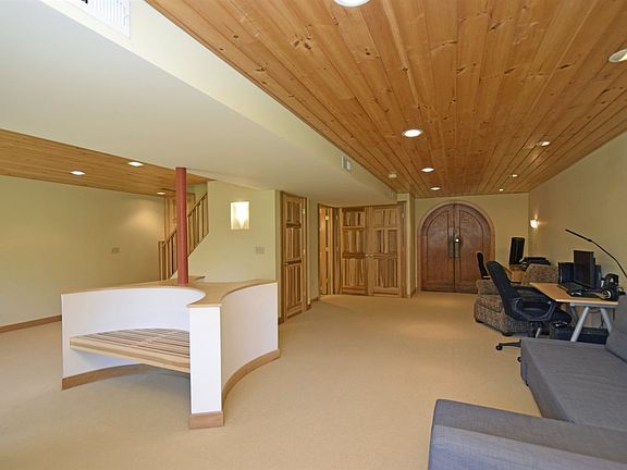4th image of 10150 Ash Creek Dr
