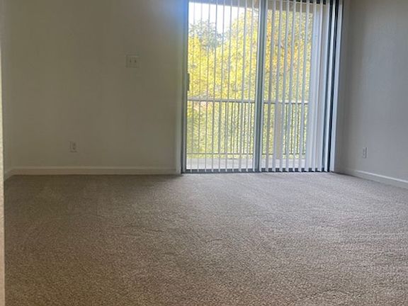 5th image of 720 Sunrise Ave APT 14