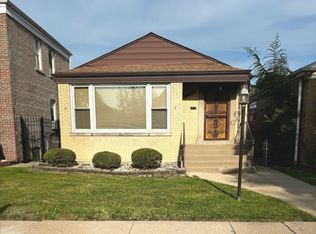 8155 S Artesian Ave, Chicago, IL