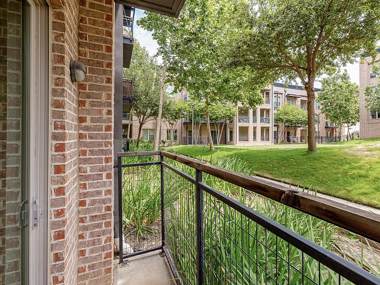 The District At Cypress Waters - Parson's Green — Photo 448