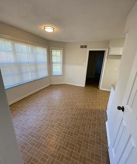 2768 Welchlawn Cv — Photo 2