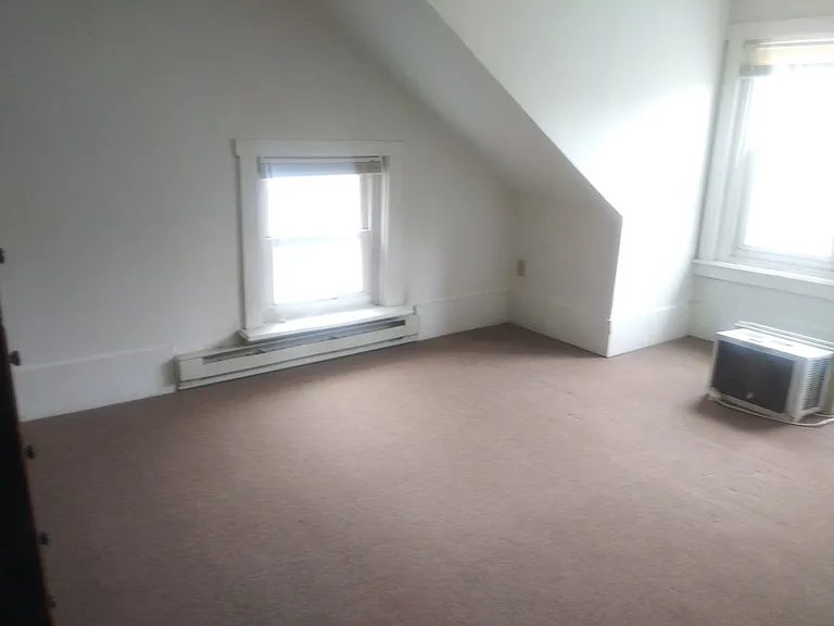 502 Cherokee St — Photo 12