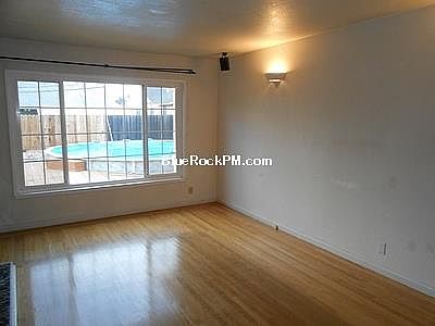 4th image of 2501 34th Ave