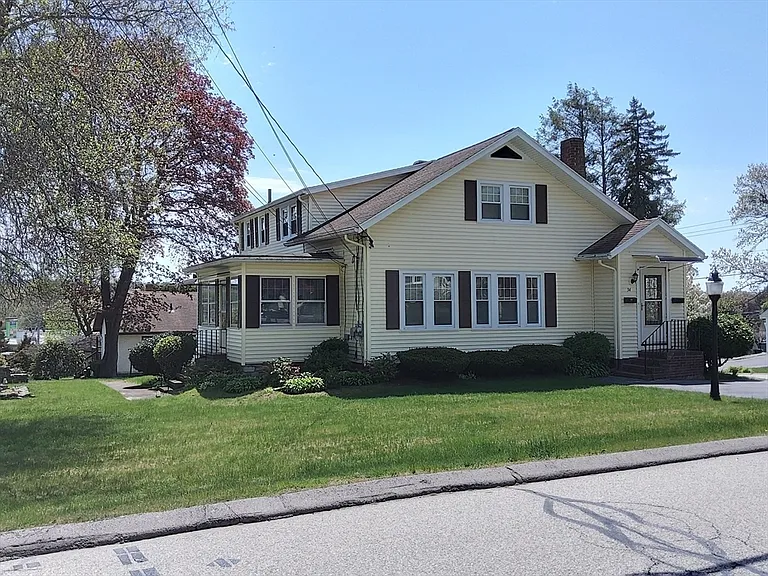 32-34 Elm St — Photo 4