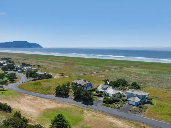 4930 Fairway Ave, Gearhart, OR 97138