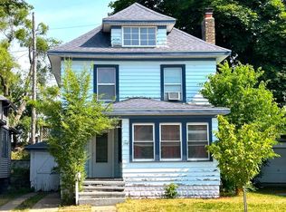 1345 Eureka St, Lansing, MI 48912