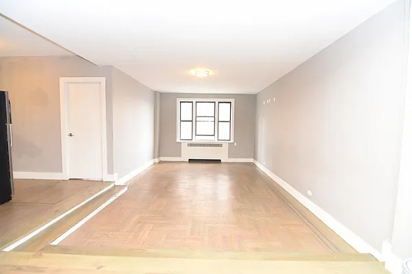 Rented by Bruma Realty LLC | media 9