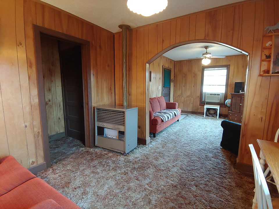 1st image of 114 Palmer Ln