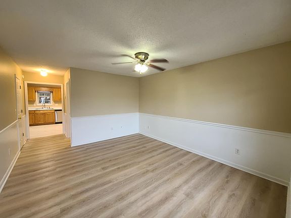 3rd image of 3 Magnolia Pl #12