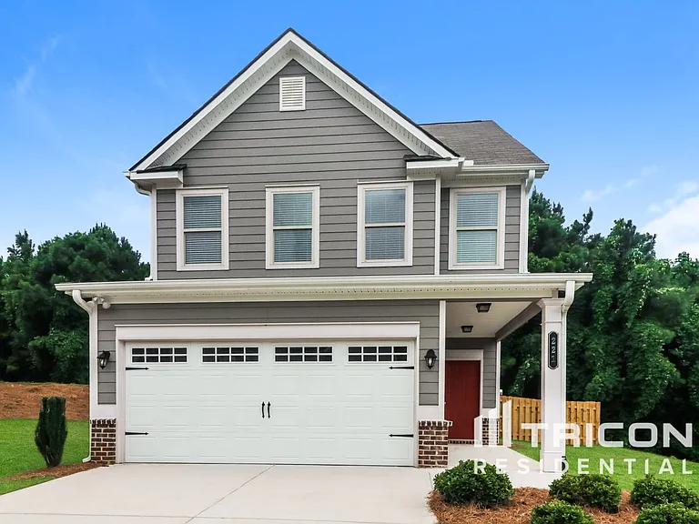 221 Ireland Ln — Photo 1