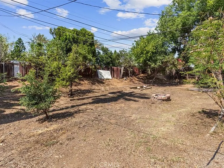 529 W Blaine St — Photo 23