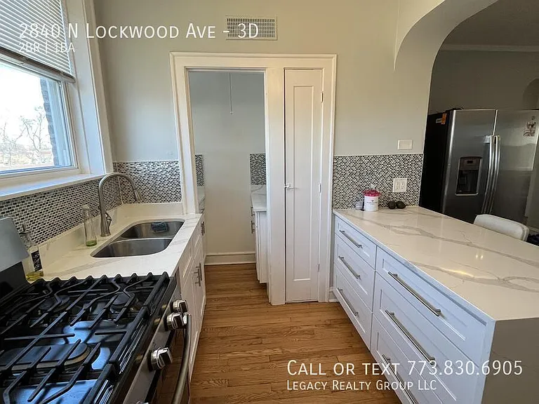 2840 N Lockwood Ave #3D — Photo 3
