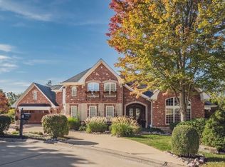 5717 Keller Bend Dr, Saint Louis, MO