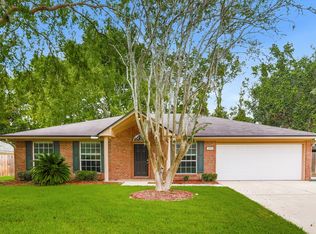 1876 Suwannee River Dr, Fleming Island, FL 32003