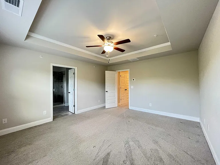 129 Camden Park Dr — Photo 16
