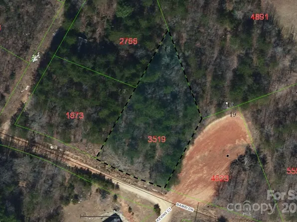 Bambi Dr #18, Marion, NC 28752