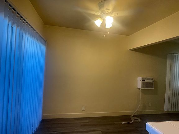 3rd image of 707 N East End Ave APT 17