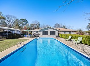 5855 Houston Ln, Crestview, FL 32539