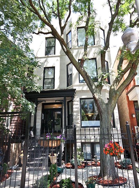 1st image of 2633 N Burling St #2