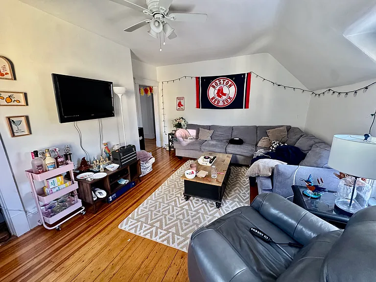 8 Trafford St #2 — Photo 3