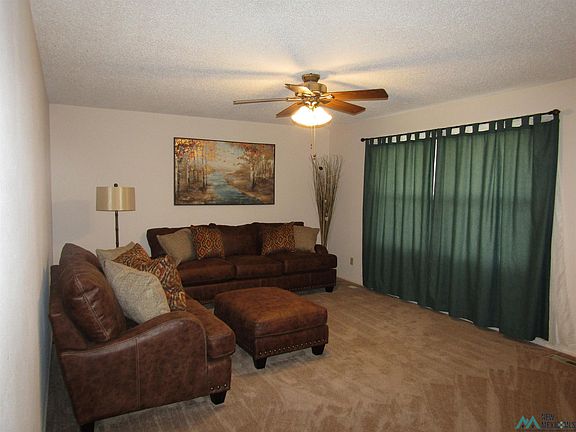 3rd image of 1507 W Missouri Ave