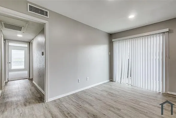 1207 Westridge Ave #102 — Photo 4