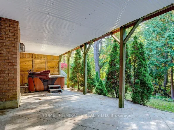 905 Alanbury Cres, Pickering, ON L1X 2S3