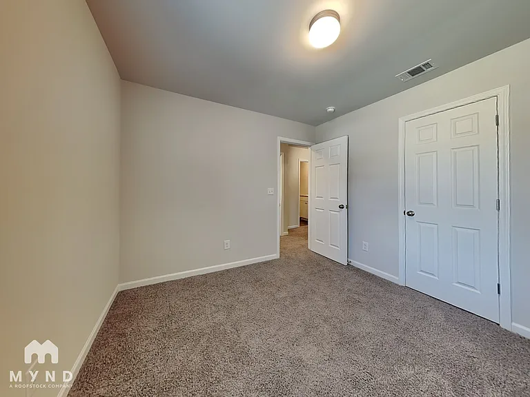 12384 Waterbury Dr — Photo 13