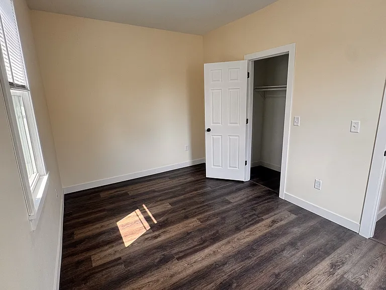 1120 David St #1 — Photo 8