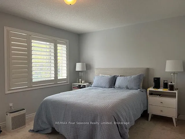 29 N Maple St — Photo 9