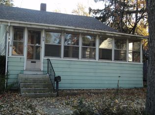 1318 Harrison Ave, Saint Joseph, MI