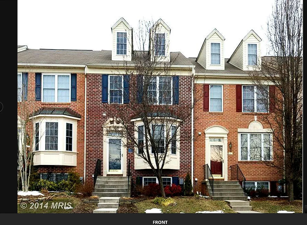 3 bed, 2.5 bath, 2600 sqft, $3,000 — Photo 1