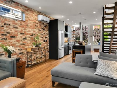 2375 Minor Avenue E, Seattle, WA, 98102