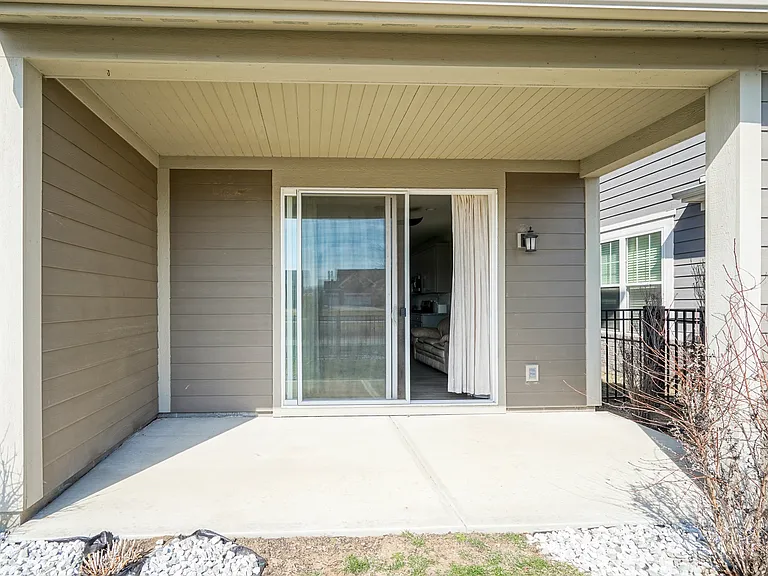 7228 Broadacre Ct — Photo 40
