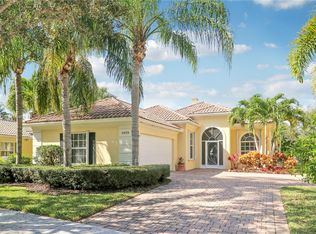 4909 Grassleaf Dr, Palm Beach Gardens, FL 33418