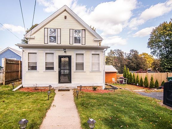 2nd image of 36 Fair Oaks Ave