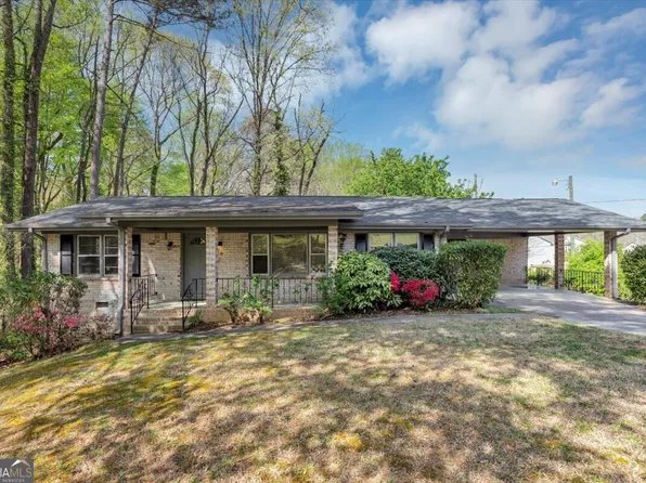 9258 Westview Dr SW, Covington, GA 30014