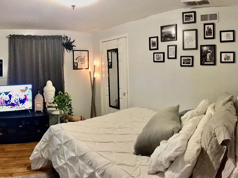 5203 Lester St — Photo 8