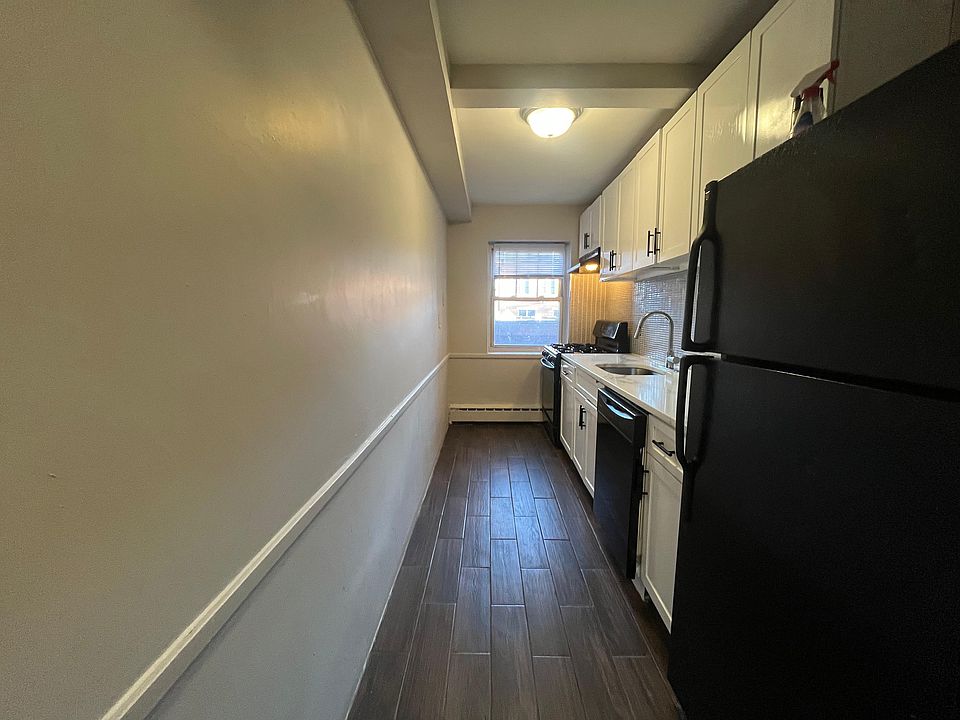 1st image of 53 Duncan Ave #4C