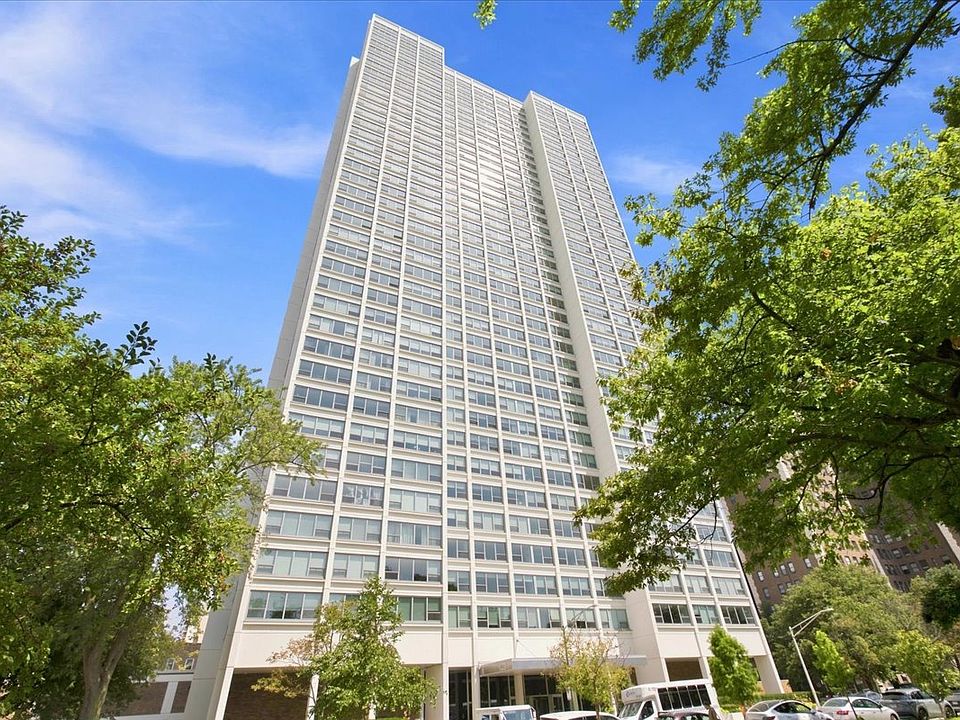1st image of 1700 E 56th St APT 2406